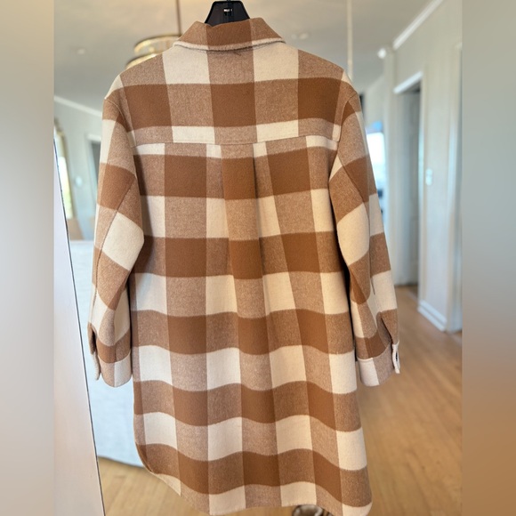 Rails Women's Checkered Tan and Cream Utility Jacket - Picture 5 of 9